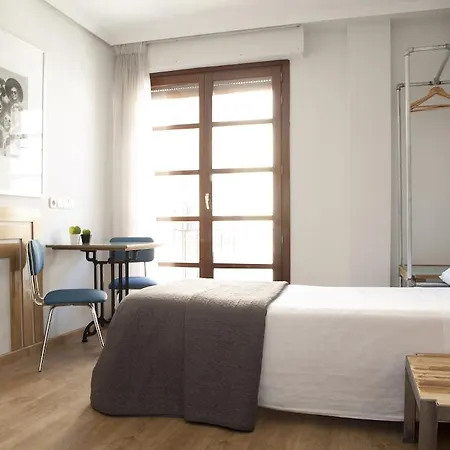 Apartamentos Sabinas Don Jaime Saragosse Chambre photo
